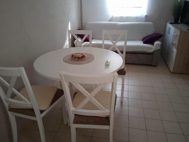 Sandra Vir Exterior photo